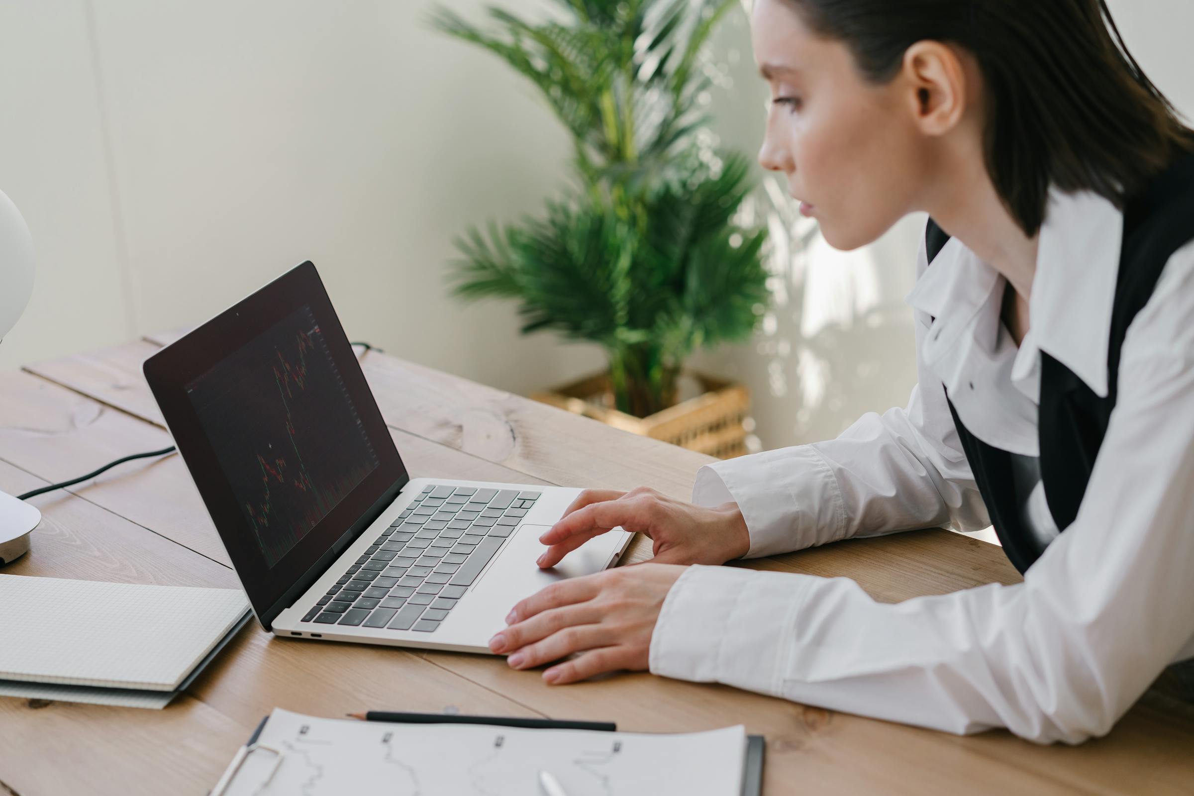 Navigating the Job Market 2025: Trends, Opportunities, and Top Salaries - How to Get a Job Fast: Your Complete Step-by-Step Action Plan